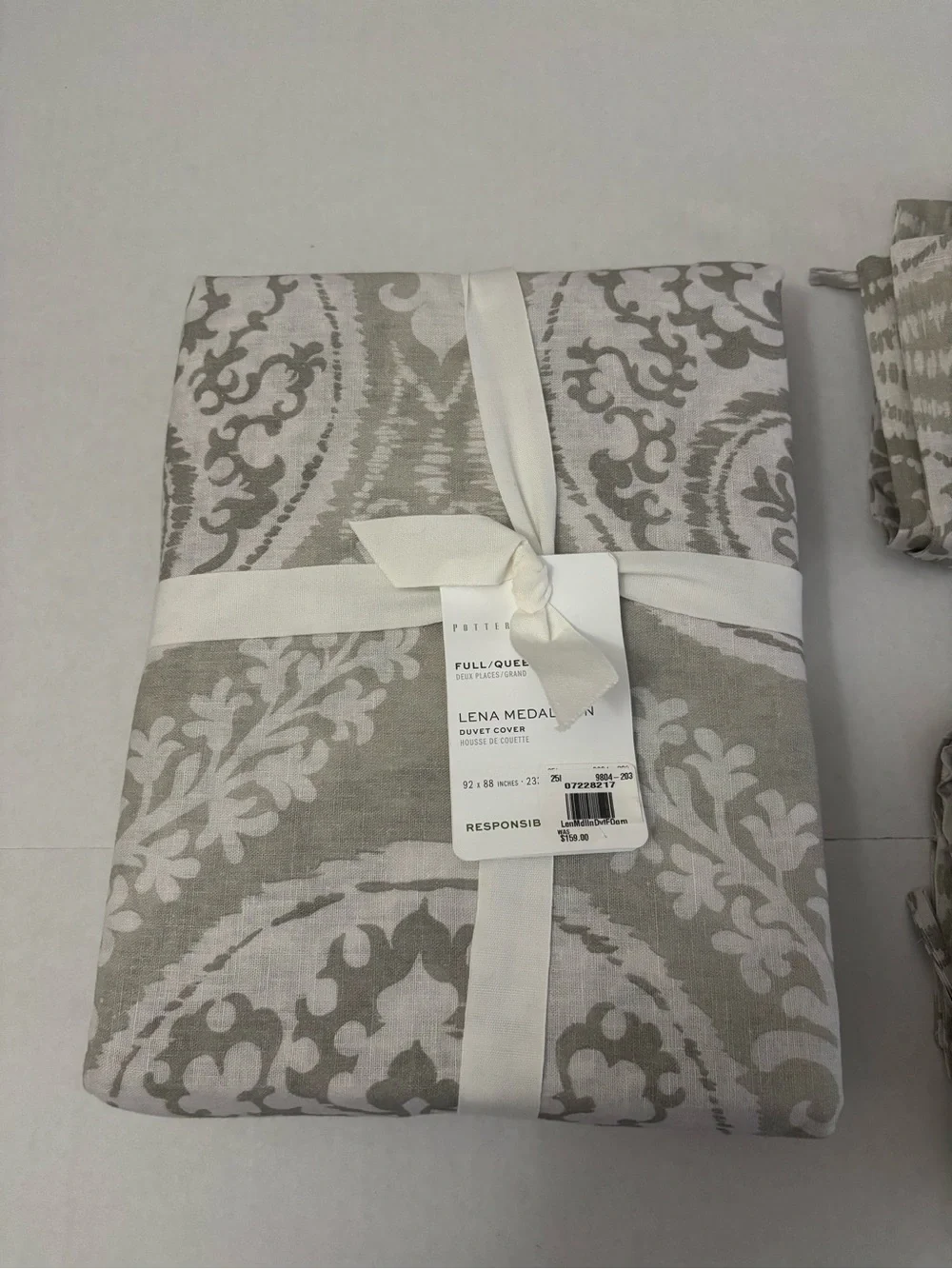 Pottery Barn LENA MEDALLION Duvet Cover Full/Queen & 2 Std Shams